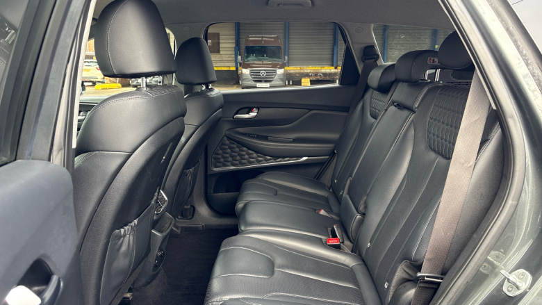 Hyundai Santa Fe 2.2 CRDi Premium 5dr Auto Diesel Estate